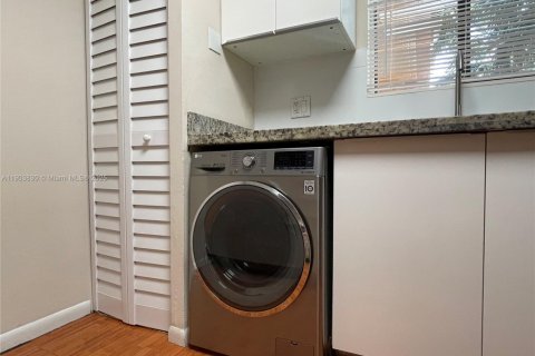 Купить кондоминиум в Дейви, Флорида 2 спальни, 89.46м2, № 1955302 - фото 18