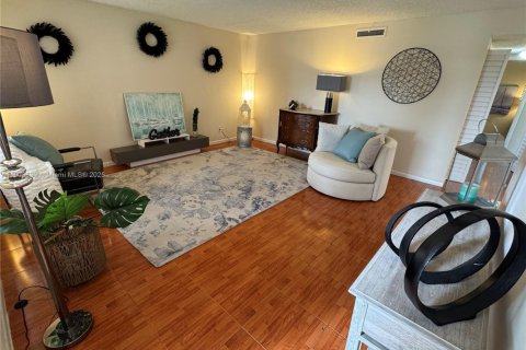 Copropriété à vendre à Davie, Floride: 2 chambres, 89.46 m2 № 1955302 - photo 5