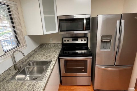 Copropriété à vendre à Davie, Floride: 2 chambres, 89.46 m2 № 1955302 - photo 17