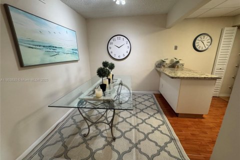Copropriété à vendre à Davie, Floride: 2 chambres, 89.46 m2 № 1955302 - photo 9