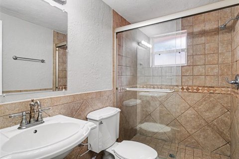 Купить виллу или дом в Сарасота, Флорида 5 комнат, 108.32м2, № 2104461 - фото 15