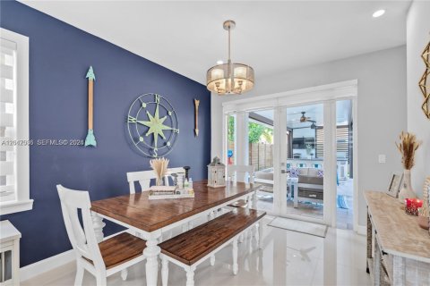 Villa ou maison à vendre à Miami, Floride: 5 chambres, 220.92 m2 № 2180589 - photo 11