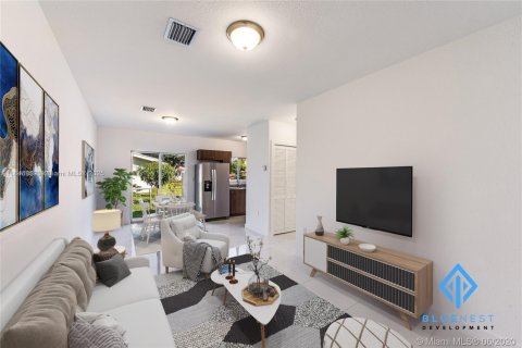 House in Miami, Florida 3 bedrooms, 90.95 sq.m. № 1888833 - photo 2