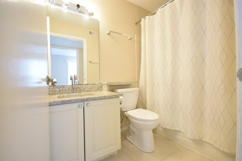 Copropriété à vendre à Tampa, Floride: 3 chambres, 118.36 m2 № 1916712 - photo 29