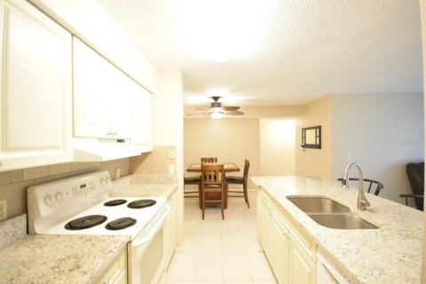 Copropriété à vendre à Tampa, Floride: 3 chambres, 118.36 m2 № 1916712 - photo 12