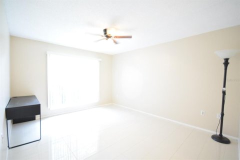 Copropriété à vendre à Tampa, Floride: 3 chambres, 118.36 m2 № 1916712 - photo 18