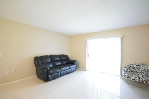 Copropriété à vendre à Tampa, Floride: 3 chambres, 118.36 m2 № 1916712 - photo 15
