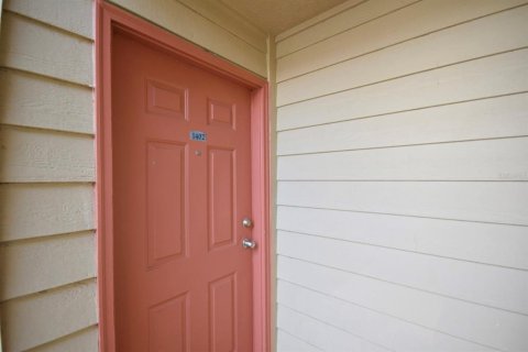 Copropriété à vendre à Tampa, Floride: 3 chambres, 118.36 m2 № 1916712 - photo 4
