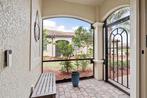 House in Venice, Florida 2 bedrooms, 145.67 sq.m. № 1530106 - photo 6