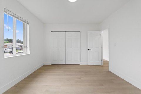 Купить виллу или дом в Майами, Флорида 3 спальни, 113.15м2, № 1898376 - фото 21