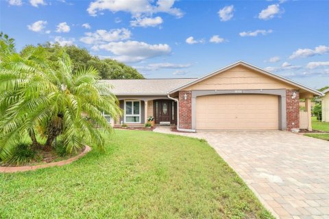 House in Hudson, Florida 3 bedrooms, 164.53 sq.m. № 1772777 - photo 1