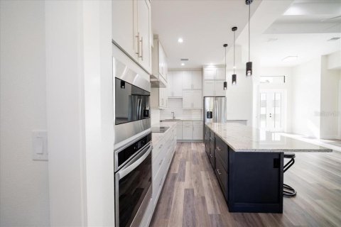 Casa en venta en Venice, Florida, 3 dormitorios, 172.43 m2 № 2306559 - foto 17