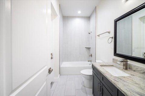 Casa en venta en Venice, Florida, 3 dormitorios, 172.43 m2 № 2306559 - foto 29