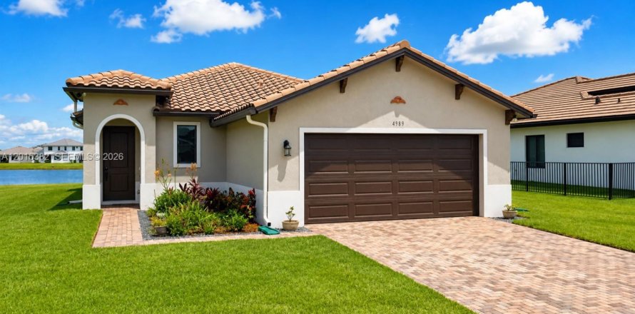 Villa ou maison à Ave Maria, Floride 3 chambres № 2146454