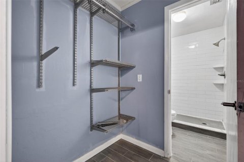 Townhouse in Saint Petersburg, Florida 4 bedrooms, 149.57 sq.m. № 2106283 - photo 21