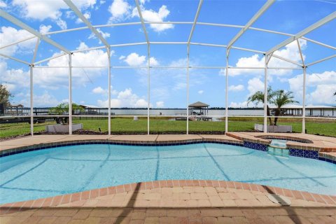 House in Tavares, Florida 4 bedrooms, 253.25 sq.m. № 1881413 - photo 2