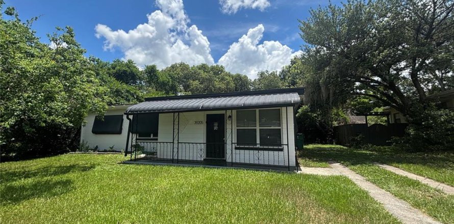 Casa en Zephyrhills, Florida 3 dormitorios, 100.52 m2 № 1815500