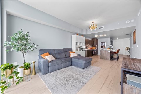 Copropriété à vendre à Miami, Floride: 2 chambres, 98.2 m2 № 1712474 - photo 2