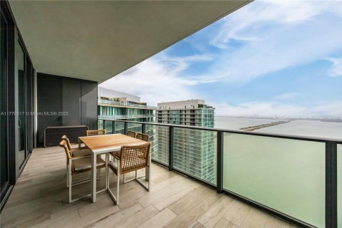 Copropriété à vendre à Miami, Floride: 2 chambres, 98.2 m2 № 1712474 - photo 21