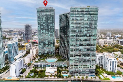 Copropriété à vendre à Miami, Floride: 2 chambres, 98.2 m2 № 1712474 - photo 23