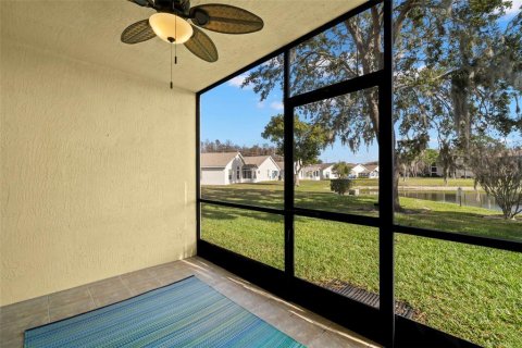 Condo in New Port Richey, Florida, 2 bedrooms  № 1886287 - photo 14