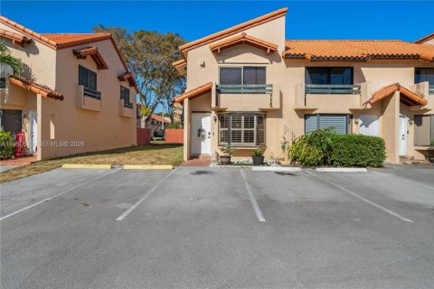 Touwnhouse à Miami, Floride 2 chambres, 107.02 m2 № 2057907