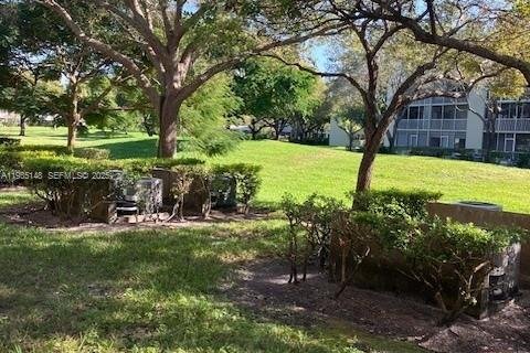 Condominio en venta en Pembroke Pines, Florida, 1 dormitorio, 75.34 m2 № 1993526 - foto 19