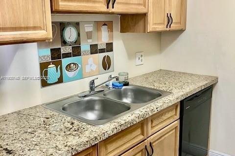 Condominio en venta en Pembroke Pines, Florida, 1 dormitorio, 75.34 m2 № 1993526 - foto 14