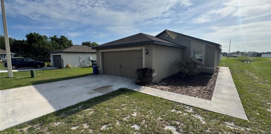 Villa ou maison à Winter Haven, Floride 3 chambres, 138.52 m2 № 2221797