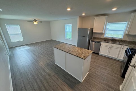 Villa ou maison à louer à Winter Haven, Floride: 3 chambres, 138.52 m2 № 2221797 - photo 3