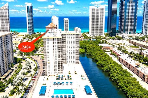 Condo in Sunny Isles Beach, Florida, 2 bedrooms № 2065767
