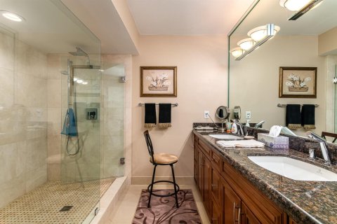 Condo in Hillsboro Beach, Florida, 3 bedrooms  № 2343519 - photo 12