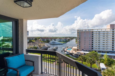 Condo in Hillsboro Beach, Florida, 3 bedrooms  № 2343519 - photo 14