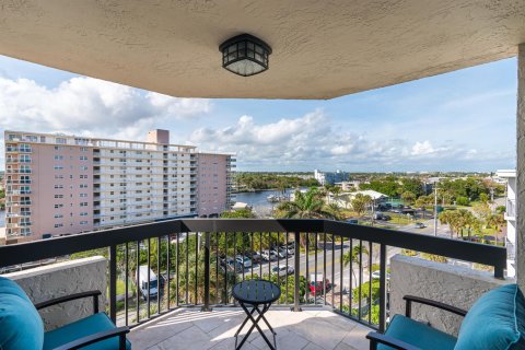Condo in Hillsboro Beach, Florida, 3 bedrooms  № 2343519 - photo 13