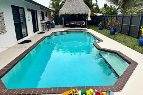 Купить виллу или дом в Майами, Флорида 4 спальни, 179.3м2, № 2047518 - фото 17