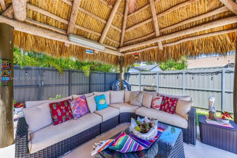 Купить виллу или дом в Майами, Флорида 4 спальни, 179.3м2, № 2047518 - фото 30