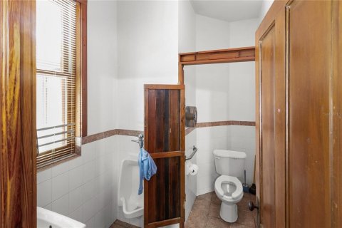Immobilier commercial à vendre à Gainesville, Floride: 241.36 m2 № 1847352 - photo 18