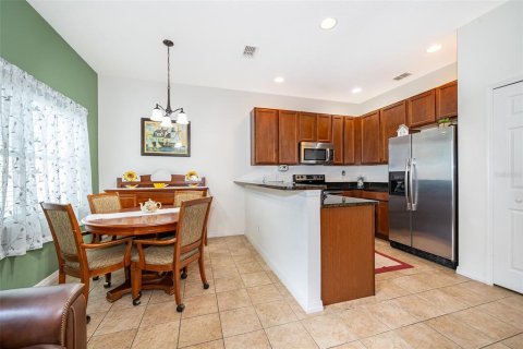 Adosado en venta en Winter Springs, Florida, 2 dormitorios, 123.56 m2 № 1824613 - foto 7