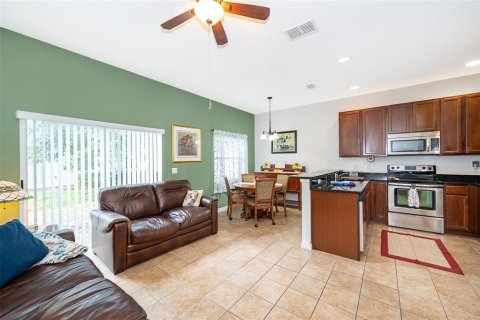 Adosado en venta en Winter Springs, Florida, 2 dormitorios, 123.56 m2 № 1824613 - foto 6