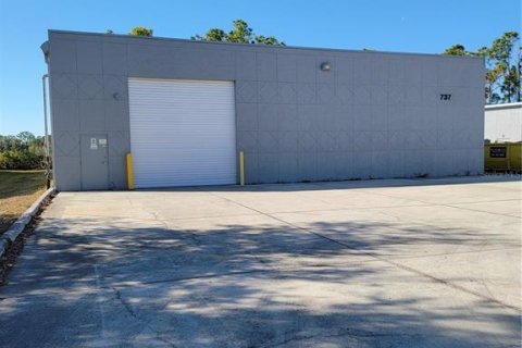 Immobilier commercial à Venice, Floride 2916.11 m2 № 2214270