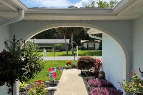 Villa ou maison à louer à Palm Coast, Floride: 2 chambres, 140.28 m2 № 2114011 - photo 5