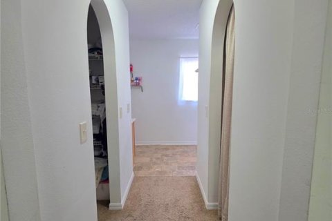 House in Spring Hill, Florida 4 bedrooms, 206.43 sq.m. № 2217707 - photo 20