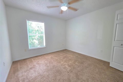 House in Spring Hill, Florida 4 bedrooms, 206.43 sq.m. № 2217707 - photo 10