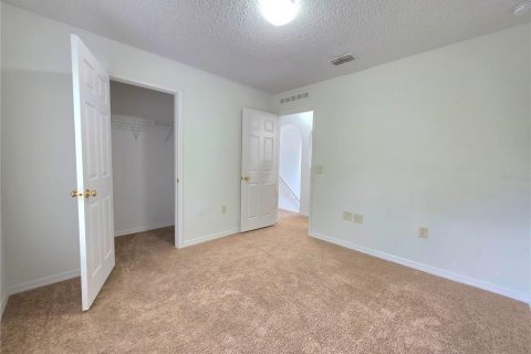 House in Spring Hill, Florida 4 bedrooms, 206.43 sq.m. № 2217707 - photo 15