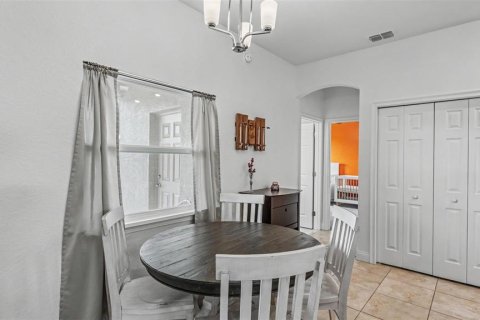 House in Lakeland, Florida 5 bedrooms, 245.26 sq.m. № 2296898 - photo 16