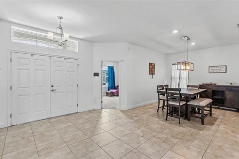 House in Lakeland, Florida 5 bedrooms, 245.26 sq.m. № 2296898 - photo 4