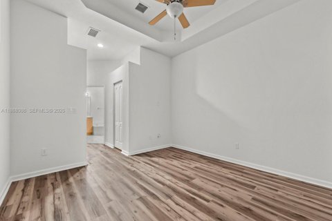 Villa ou maison à louer à Homestead, Floride: 3 chambres, 176.05 m2 № 2041745 - photo 17