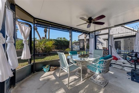 Casa en venta en New Smyrna Beach, Florida, 2 dormitorios, 134.99 m2 № 1556210 - foto 21