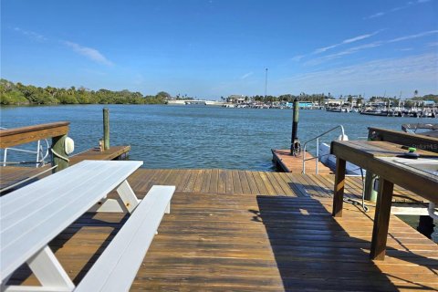 Casa en venta en New Smyrna Beach, Florida, 2 dormitorios, 134.99 m2 № 1556210 - foto 12