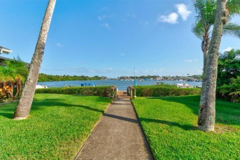 Casa en venta en New Smyrna Beach, Florida, 2 dormitorios, 134.99 m2 № 1556210 - foto 9